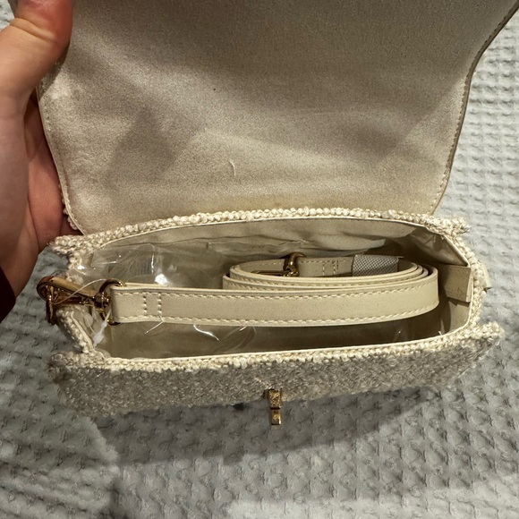 H&M Cream Textured Mini Bag - Picture 2 of 2